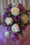 Flower arrangements - Click to enlarge - Say it with beautiful flowers or balloons from Magic Flowers, Inc., with hundreds of fresh cut flowers for any special occasion. Located in Harwood Heights, Illinois.