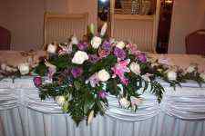 Flower arrangements - Click to enlarge - Say it with beautiful flowers or balloons from Magic Flowers, Inc., with hundreds of fresh cut flowers for any special occasion. Located in Harwood Heights, Illinois.